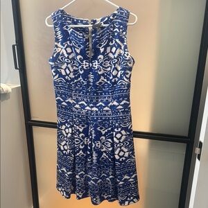 Gabby Skye blue & white print fit & flair dress with keyhole neck & zip up back